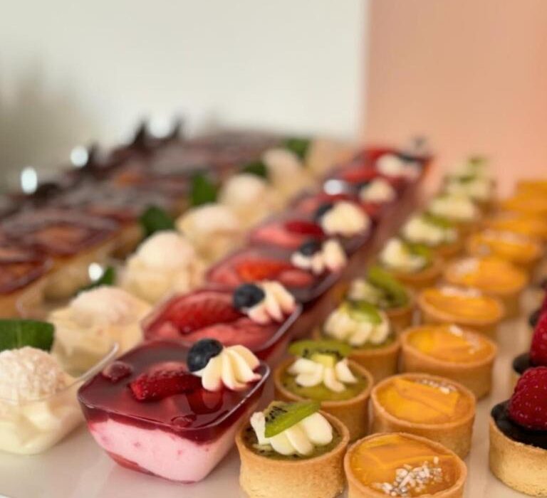 Mini Dessertplatte 32 stk.